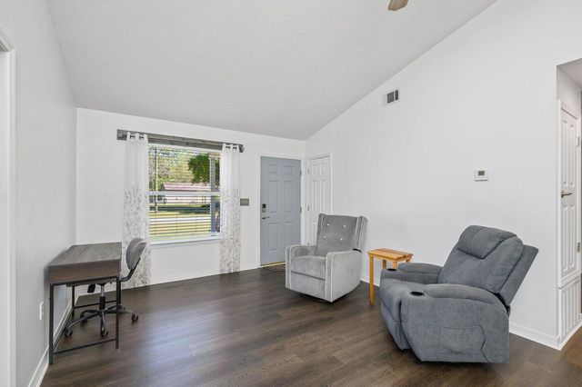 386 Brackin Street, Crestview, FL 32539