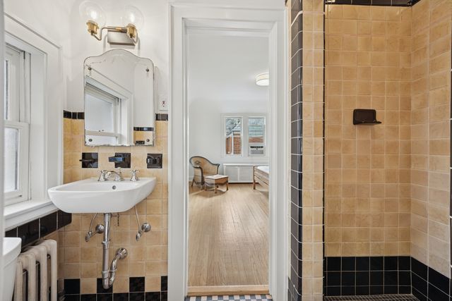 1116 N Elmwood Avenue, Oak Park, IL 60302