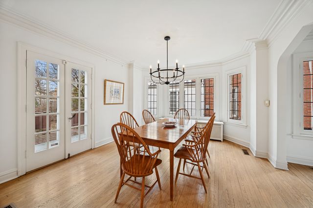 1116 N Elmwood Avenue, Oak Park, IL 60302