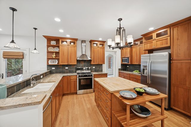 1116 N Elmwood Avenue, Oak Park, IL 60302