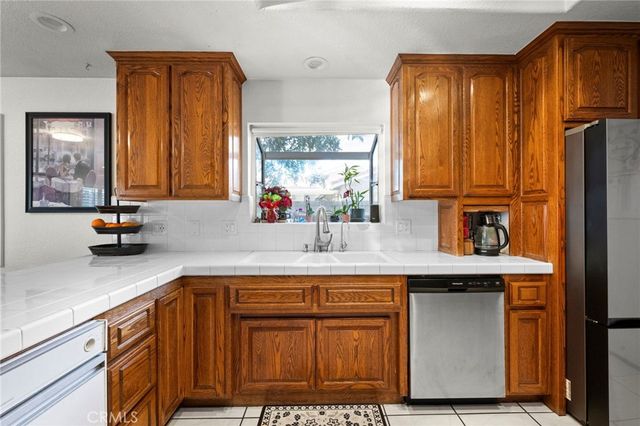 1218 Oak View, La Verne, CA 91750