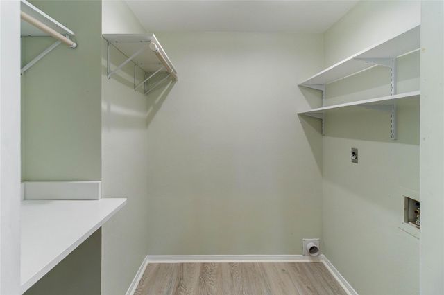 5512 Oakwood CV 161, Austin, TX 78731