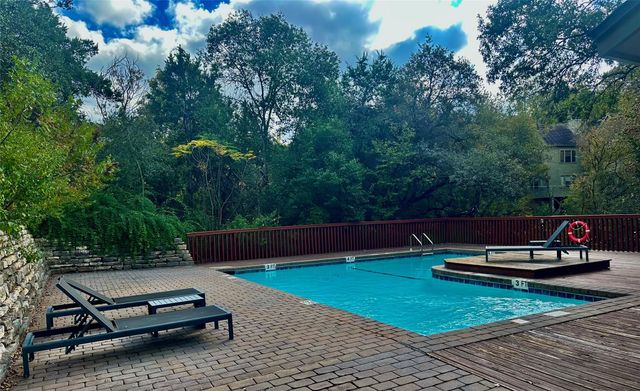 5512 Oakwood CV 161, Austin, TX 78731