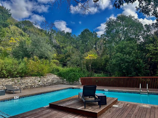 5512 Oakwood CV 161, Austin, TX 78731