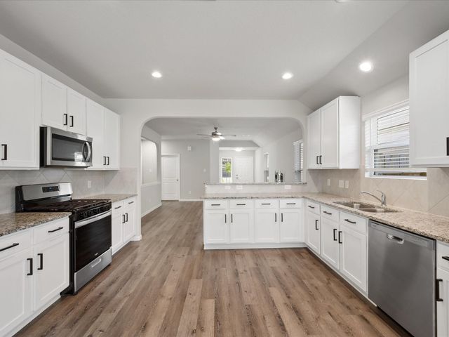 2546 Steelhead Drive, Conroe, TX 77384