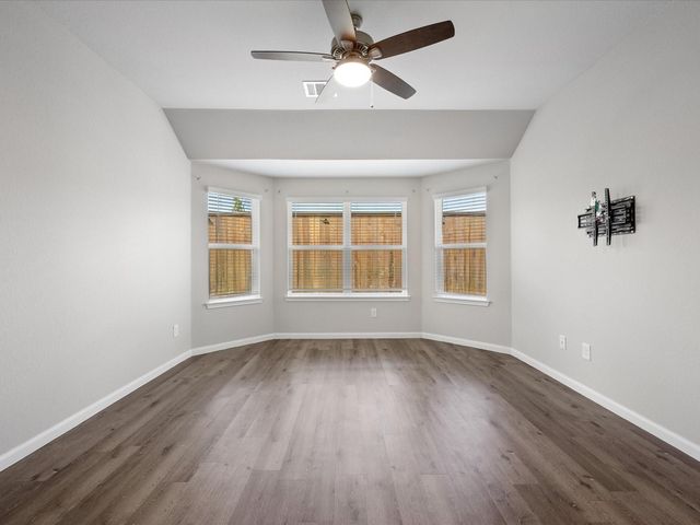 2546 Steelhead Drive, Conroe, TX 77384