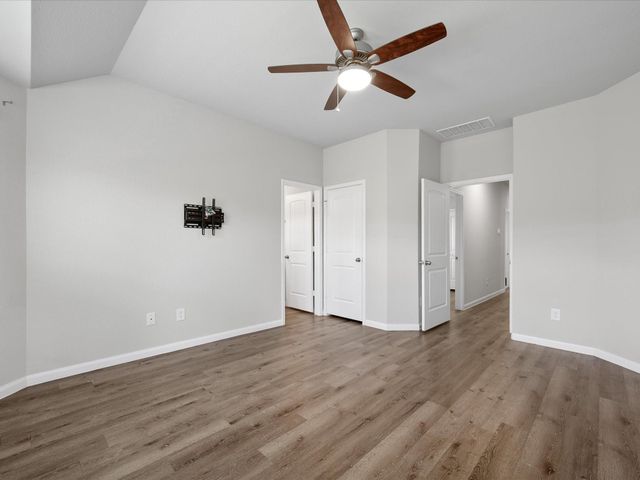 2546 Steelhead Drive, Conroe, TX 77384