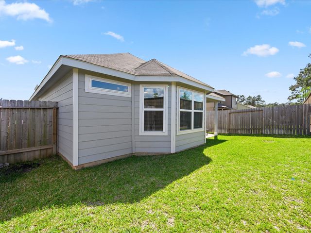 2546 Steelhead Drive, Conroe, TX 77384