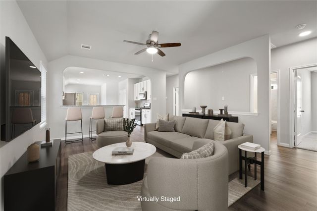 2546 Steelhead Drive, Conroe, TX 77384