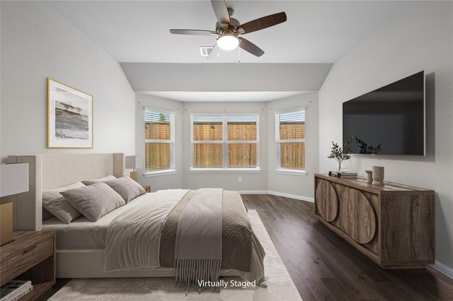 2546 Steelhead Drive, Conroe, TX 77384