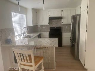 11300 Foothill 2, Lakeview Terrace, CA 91342