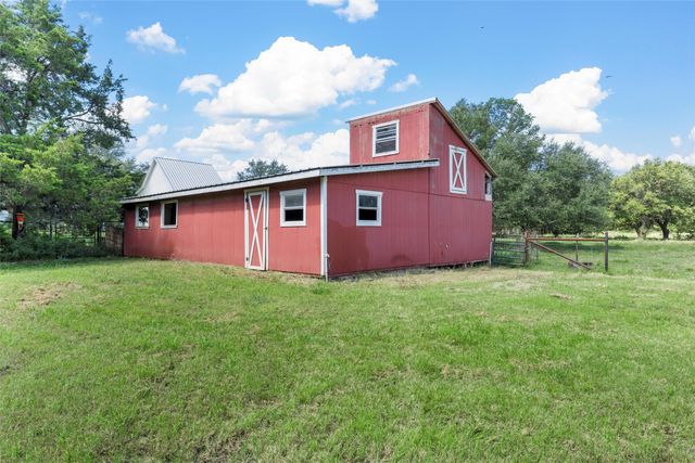 2157 Fort Graham Road, Waco, TX 76705