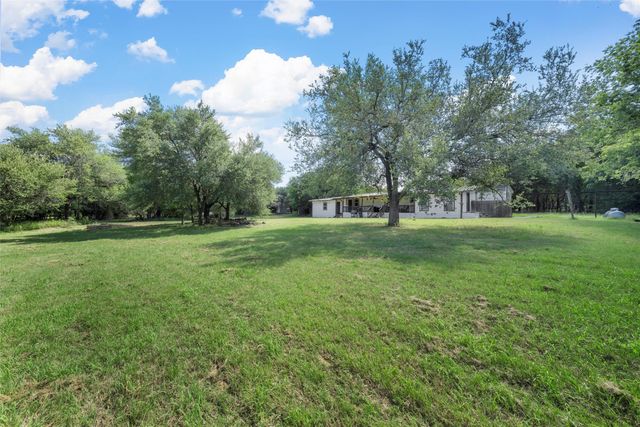 2157 Fort Graham Road, Waco, TX 76705
