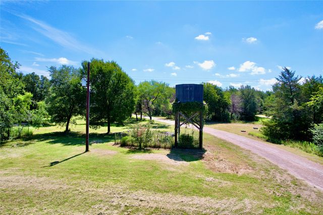 2157 Fort Graham Road, Waco, TX 76705