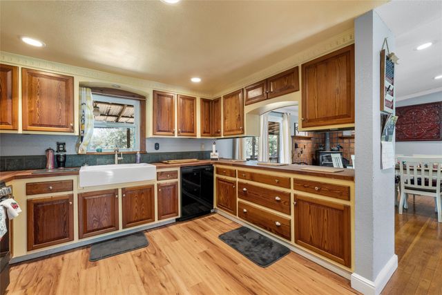 2157 Fort Graham Road, Waco, TX 76705