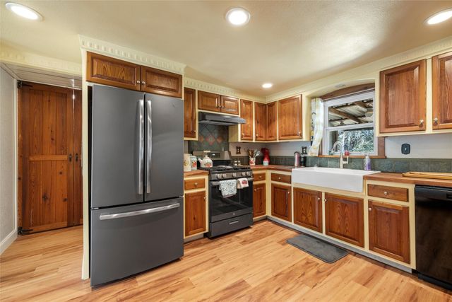 2157 Fort Graham Road, Waco, TX 76705