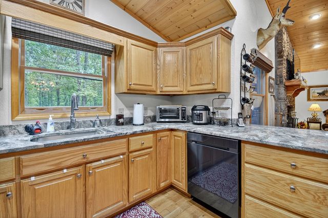 1044 Boulder Creek Road, Murphy, NC 28906