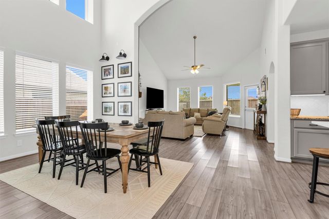 1419 Willoughby Mills Lane, Montgomery, TX 77316