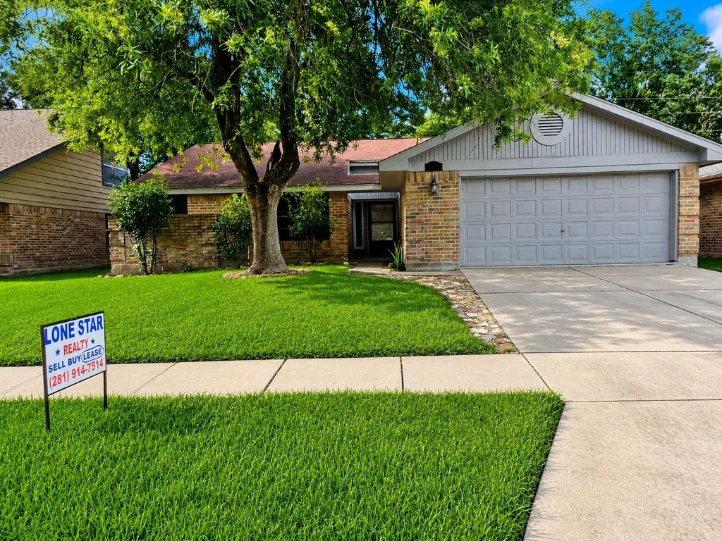12110 Hedgedown Drive, Houston, TX 77065