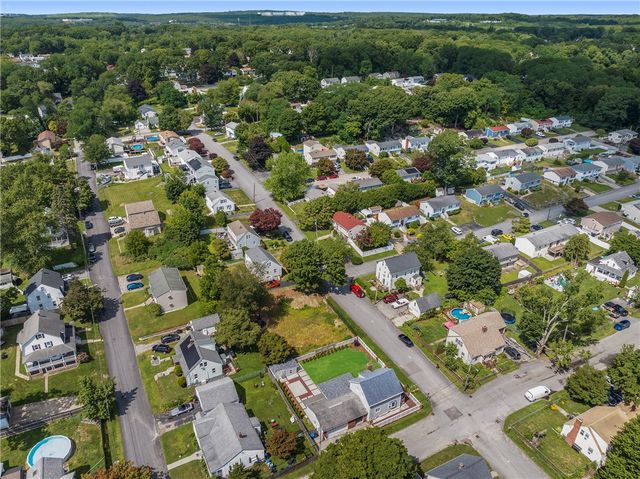 78 Highland Avenue, Johnston, RI 02919
