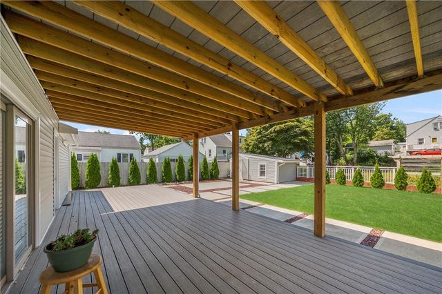 78 Highland Avenue, Johnston, RI 02919