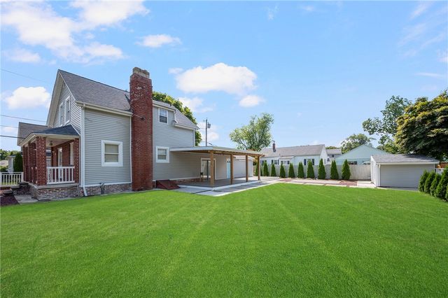 78 Highland Avenue, Johnston, RI 02919