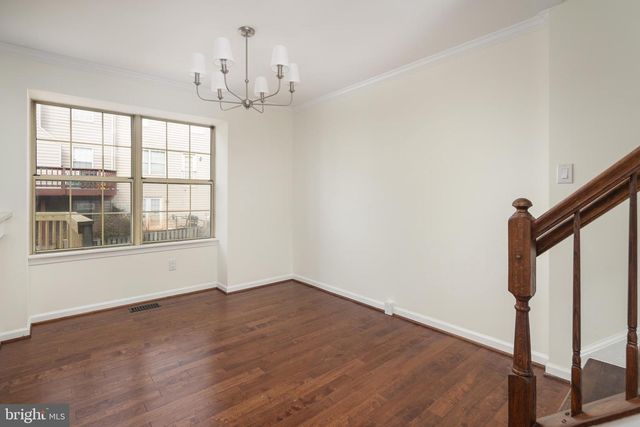 8770 DEBLANC PL, Manassas, VA 20110