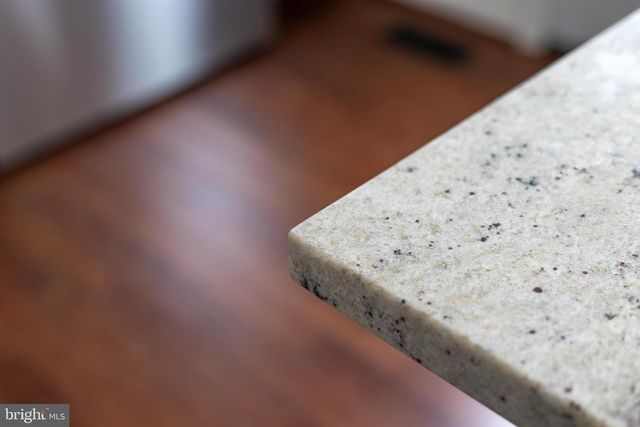 8770 DEBLANC PL, Manassas, VA 20110