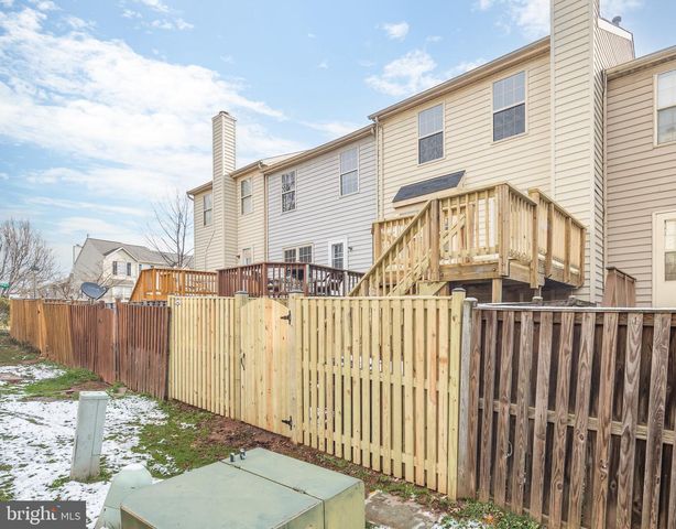 8770 DEBLANC PL, Manassas, VA 20110