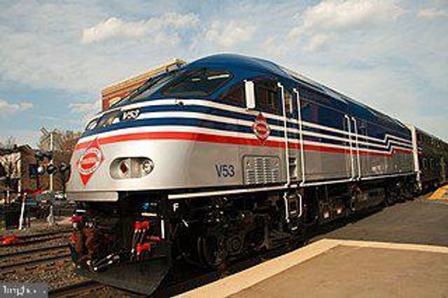 8770 DEBLANC PL, Manassas, VA 20110