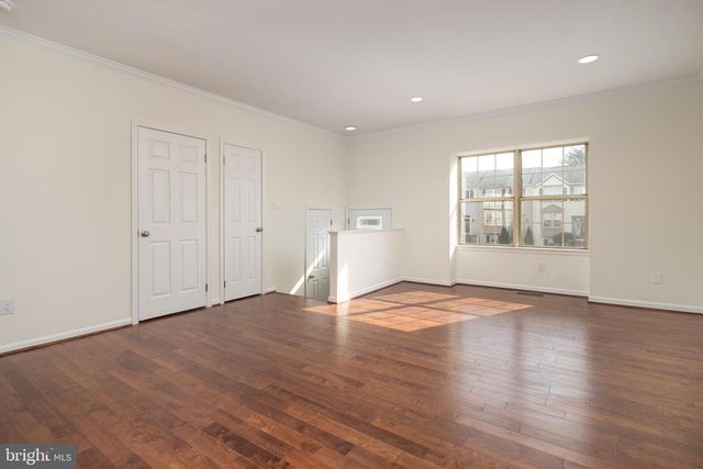 8770 DEBLANC PL, Manassas, VA 20110