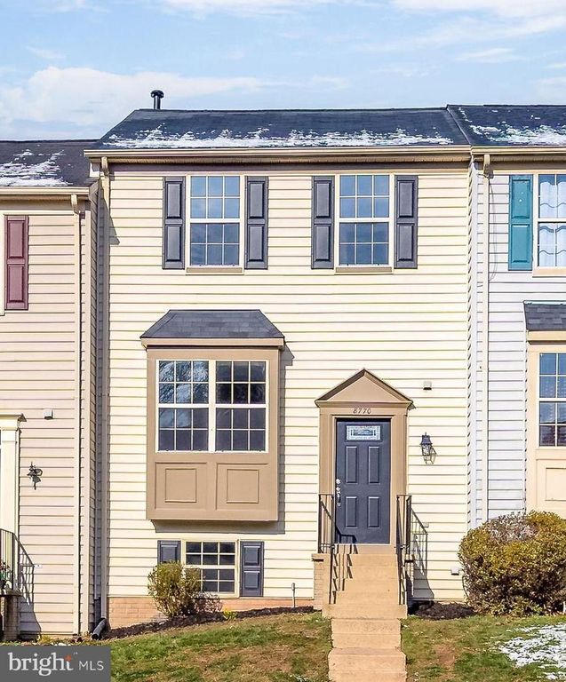 8770 DEBLANC PL, Manassas, VA 20110