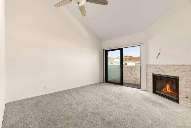 879 Agate 3, San Diego, CA 92109