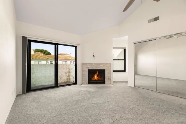 879 Agate 3, San Diego, CA 92109