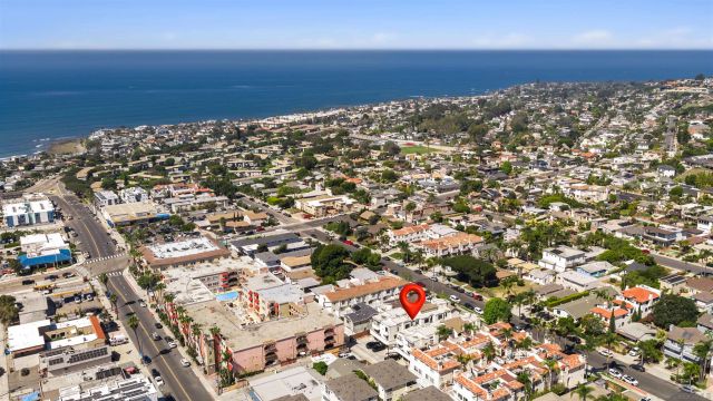 879 Agate 3, San Diego, CA 92109