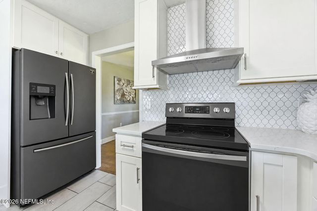 97260 PIRATES POINT Road, Yulee, FL 32097