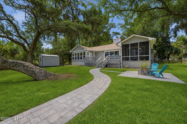 97260 PIRATES POINT Road, Yulee, FL 32097
