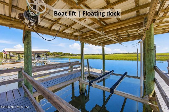 97260 PIRATES POINT Road, Yulee, FL 32097