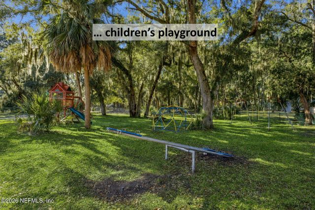 97260 PIRATES POINT Road, Yulee, FL 32097