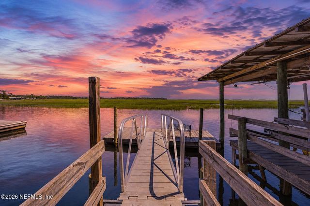 97260 PIRATES POINT Road, Yulee, FL 32097