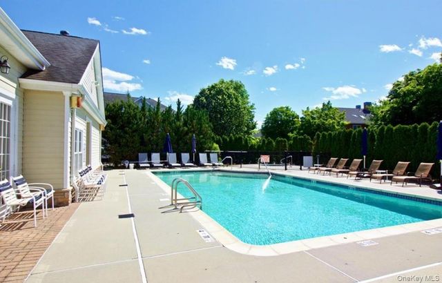 2003 Half Moon Bay Drive, Croton-on-hudson, NY 10520