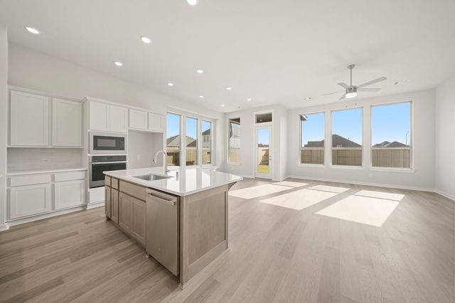 22218 Mount Whitney Road, Waller, TX 77484