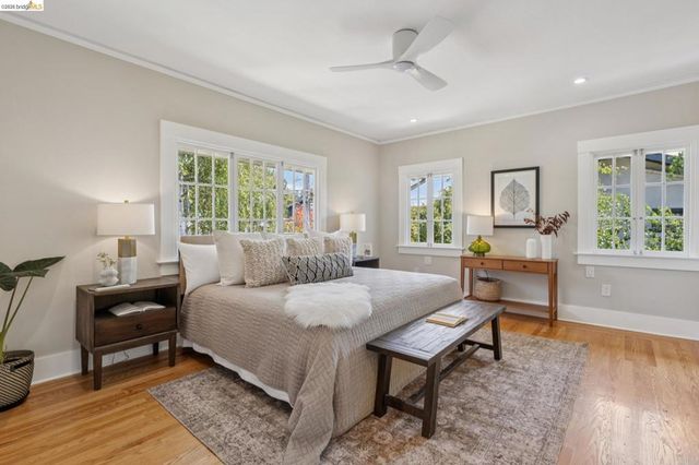 25 Manor Dr, Piedmont, CA 94611