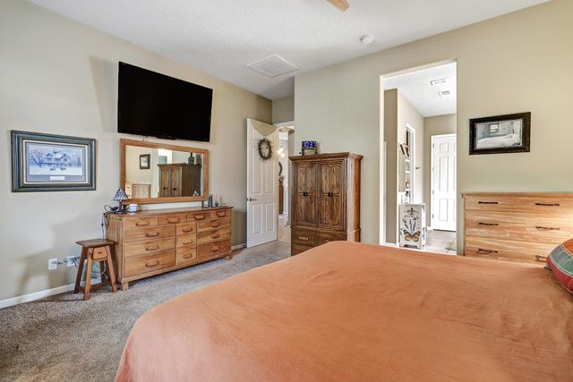 25 Los Balcones Place NE, Rio Rancho, NM 87124