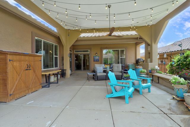 25 Los Balcones Place NE, Rio Rancho, NM 87124