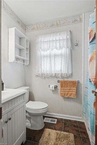 136 Harrington RD, Newport News, VA 23602