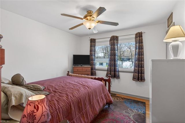 136 Harrington RD, Newport News, VA 23602