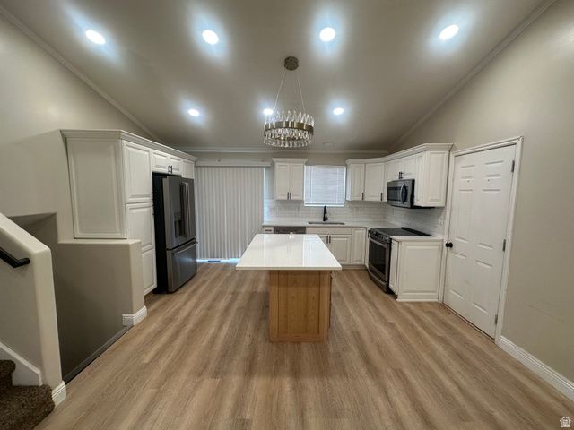 898 W 1025 N, Clinton, UT 84015