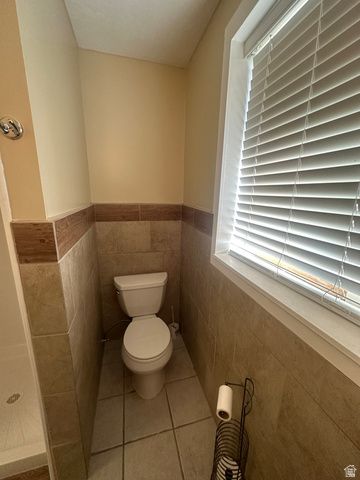 898 W 1025 N, Clinton, UT 84015