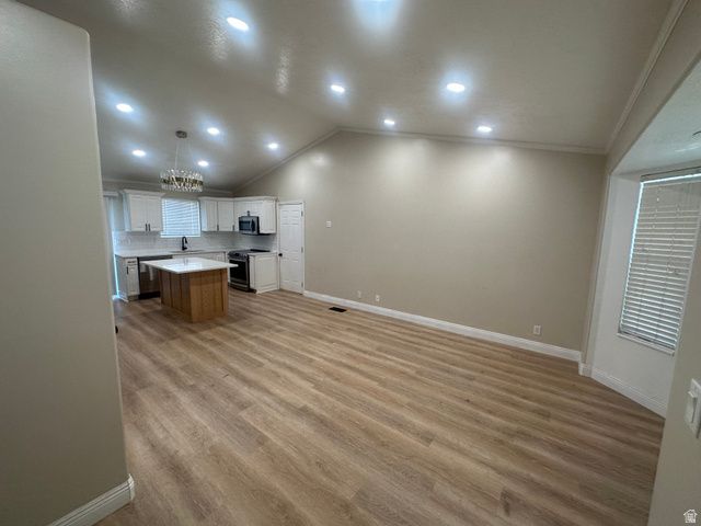 898 W 1025 N, Clinton, UT 84015